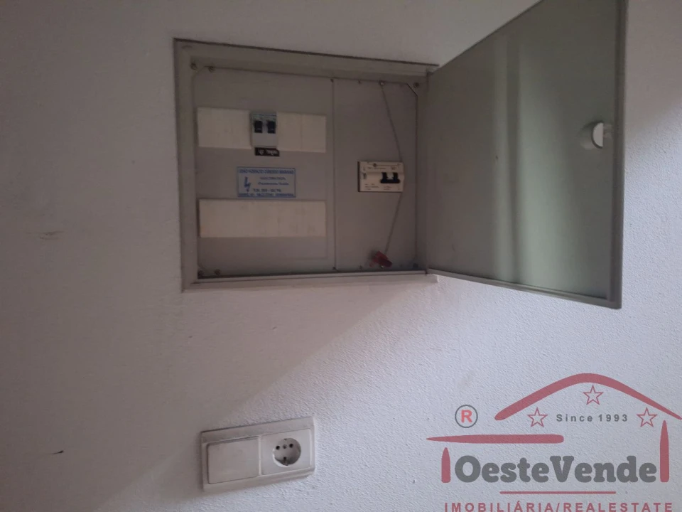 Garagem para Venda em Cadaval e Pêro Moniz Foto 10