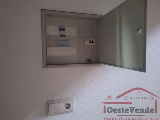 Garagem para Venda em Cadaval e Pêro Moniz Foto 10