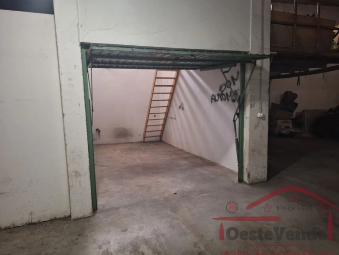 Garagem para Venda em Cadaval e Pêro Moniz Foto 3