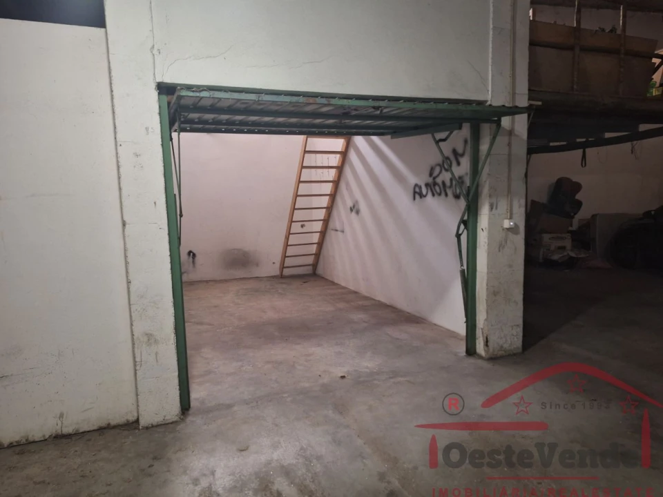 Garagem para Venda em Cadaval e Pêro Moniz Foto 3