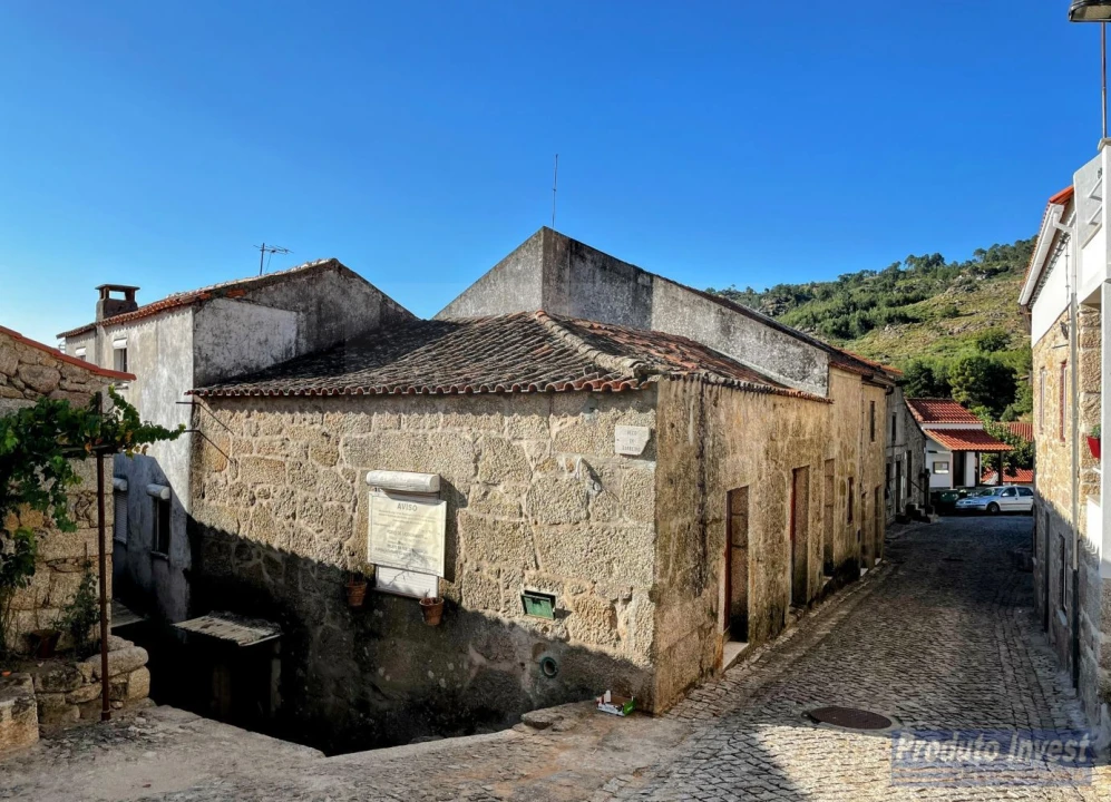 Moradia T5 para Venda em Castelo Novo Foto 16