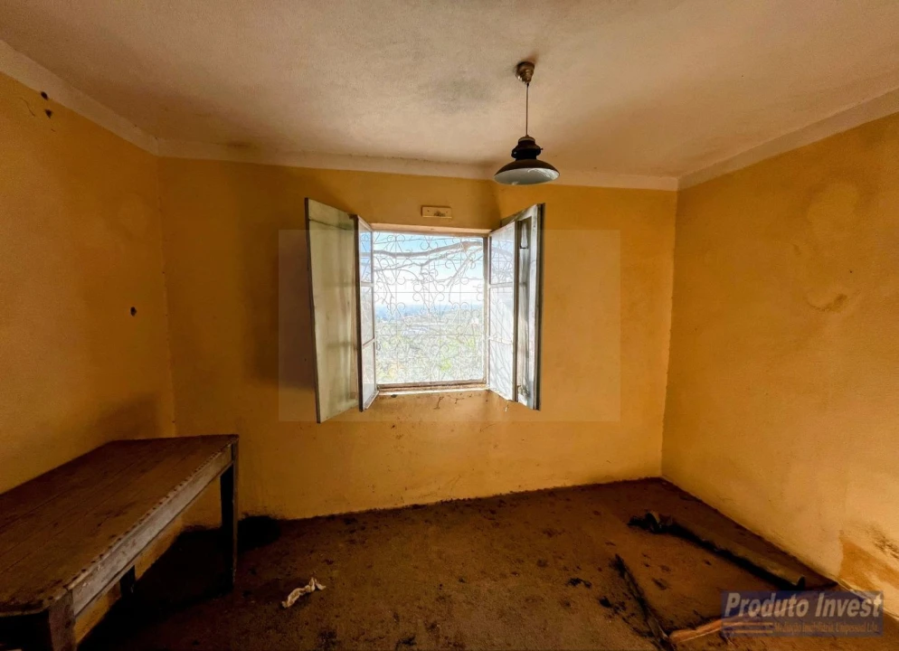 Moradia T5 para Venda em Castelo Novo Foto 23