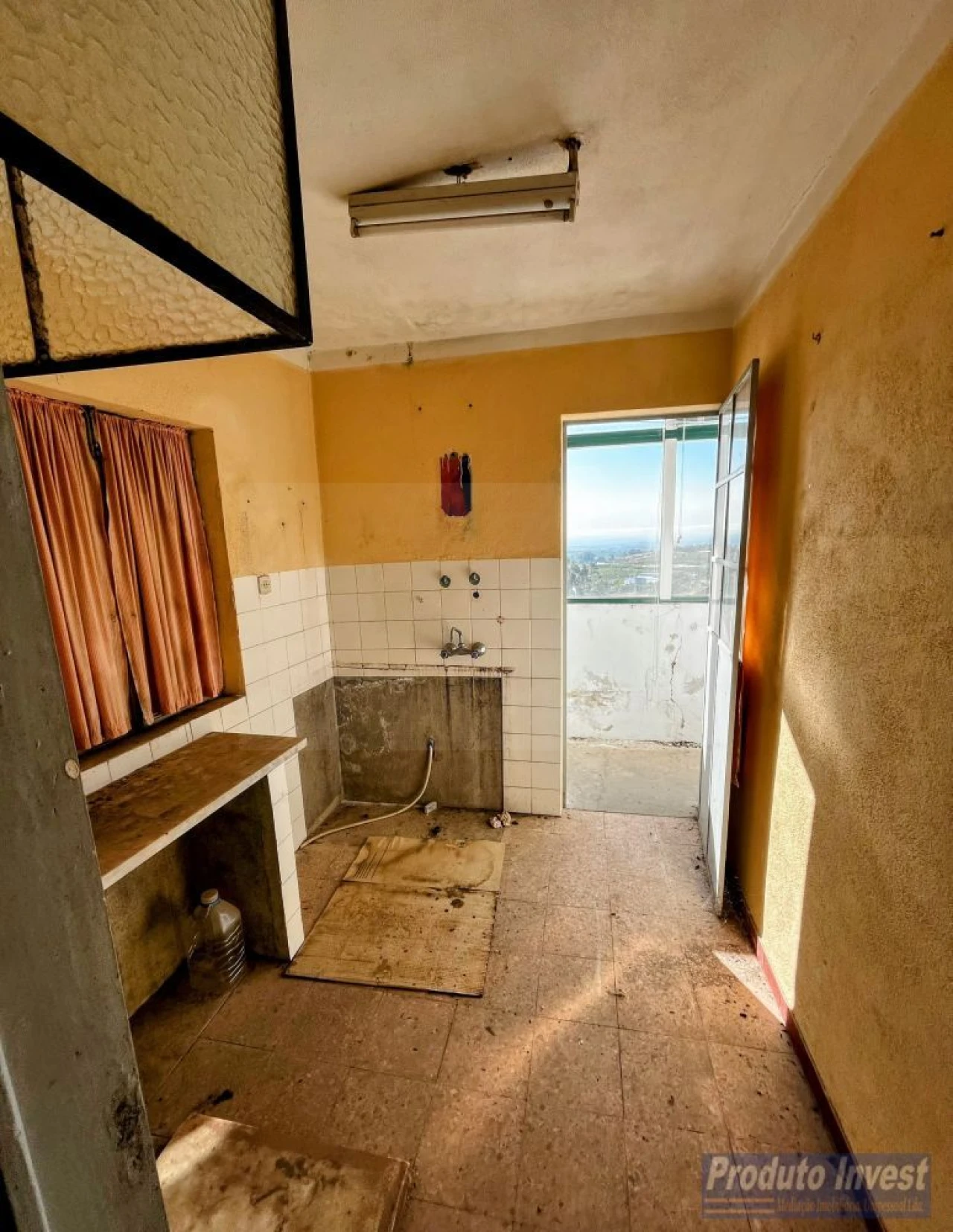 Moradia T5 para Venda em Castelo Novo Foto 12