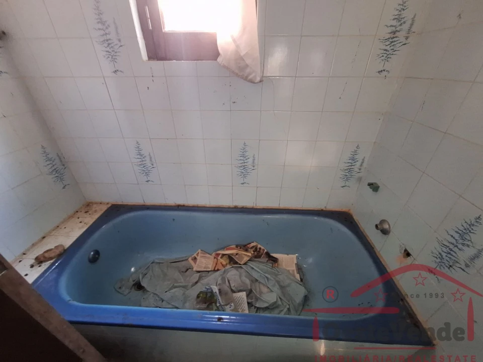 Moradia T2 para Venda em Painho e Figueiros Foto 12