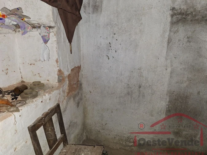 Moradia T2 para Venda em Painho e Figueiros Foto 16