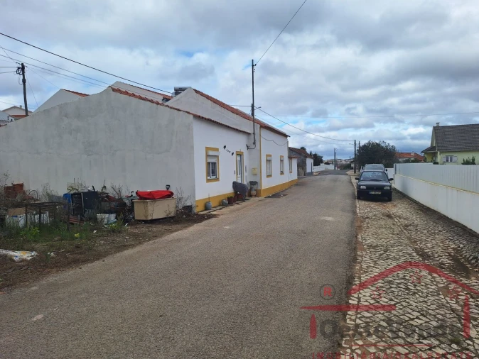 Terreno para Venda em Cadaval e Pêro Moniz Foto 10