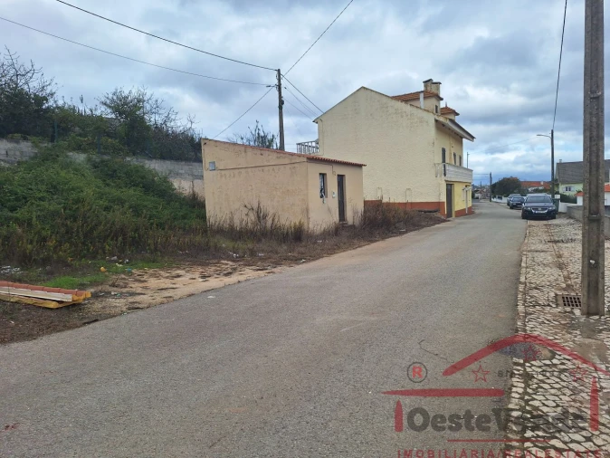 Terreno para Venda em Cadaval e Pêro Moniz Foto 7