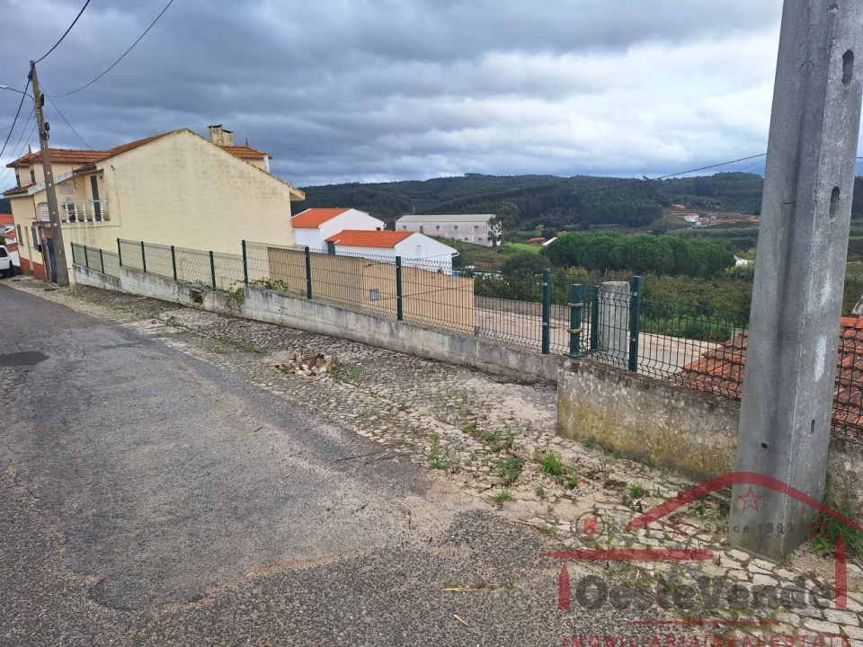 Terreno para Venda em Cadaval e Pêro Moniz Foto 8