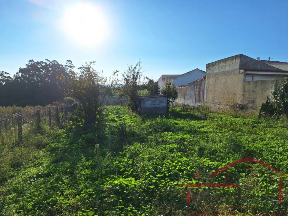 Moradia T2 para Venda em Vermelha Foto 17