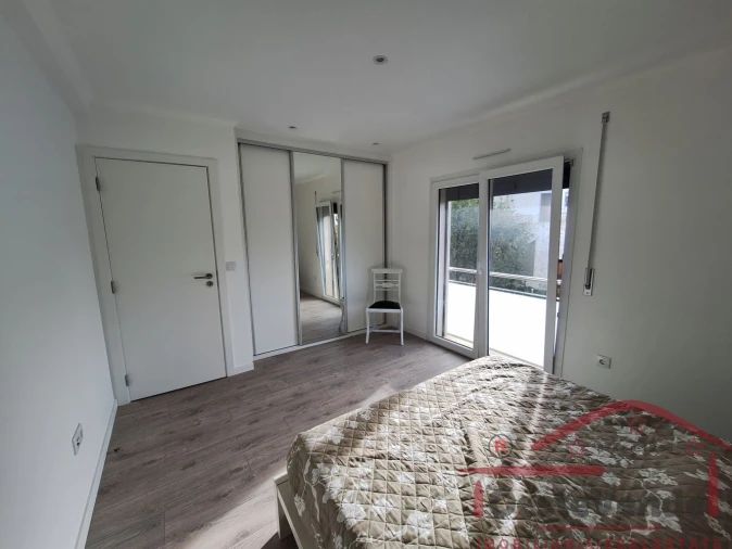 Moradia T2 para Venda em Vermelha Foto 17