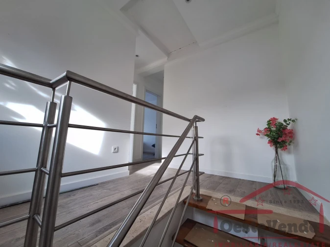 Moradia T2 para Venda em Vermelha Foto 13