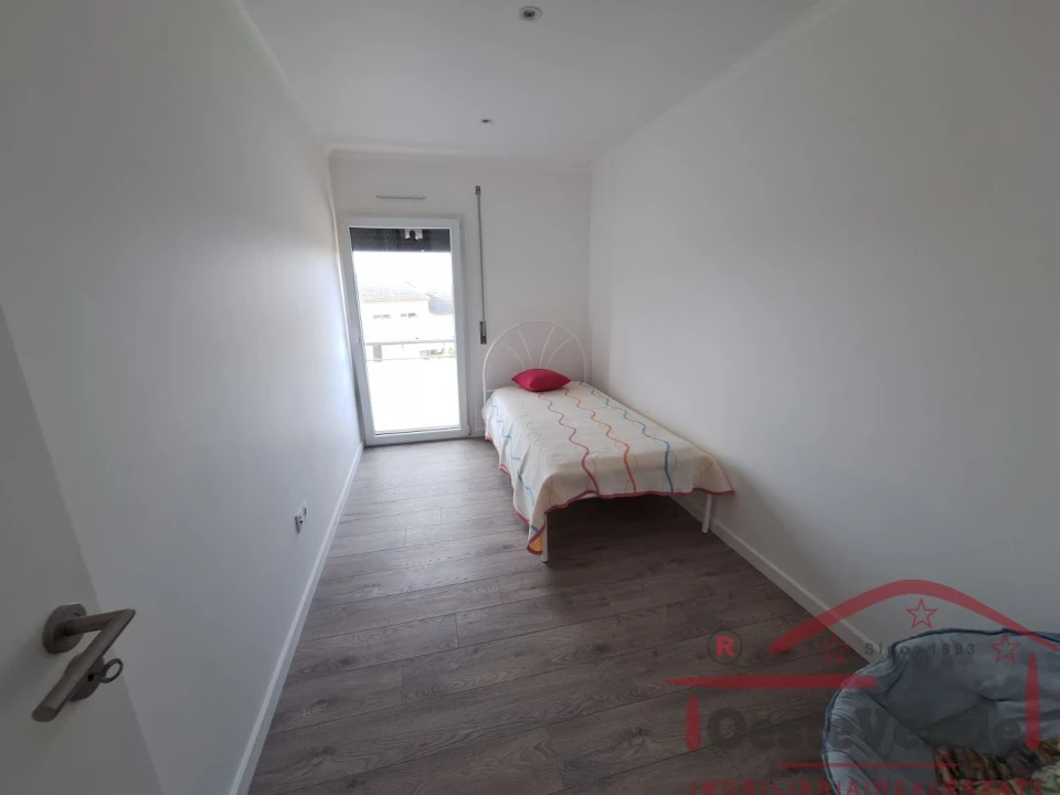 Moradia T2 para Venda em Vermelha Foto 20