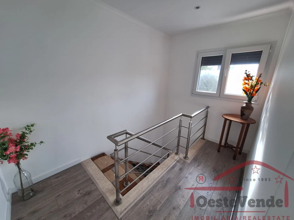 Moradia T2 para Venda em Vermelha Foto 15