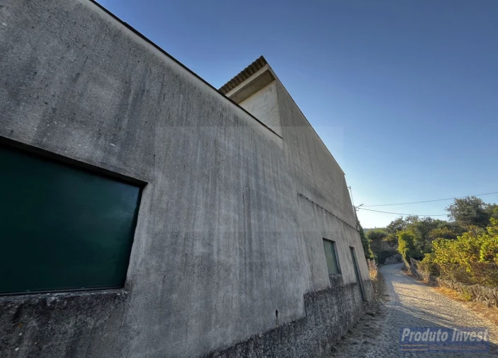 Loja para Venda em Louriçal do Campo Foto 8