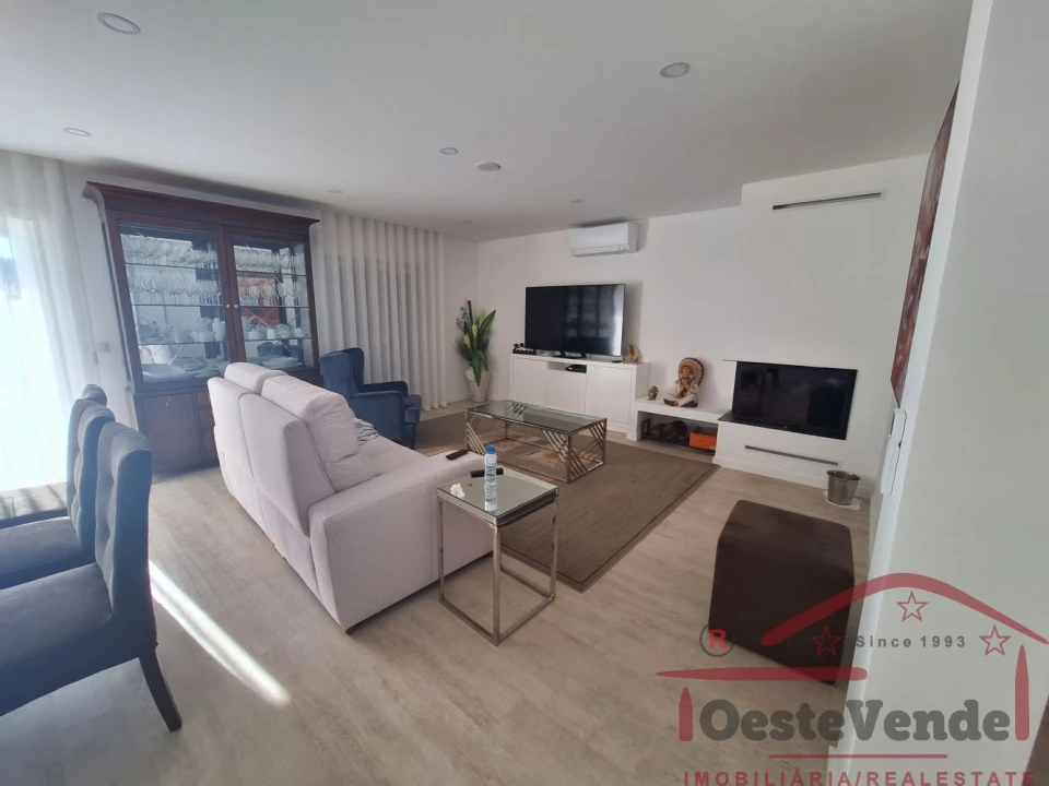 Moradia T4 para Venda em Cadaval e Pêro Moniz Foto 18