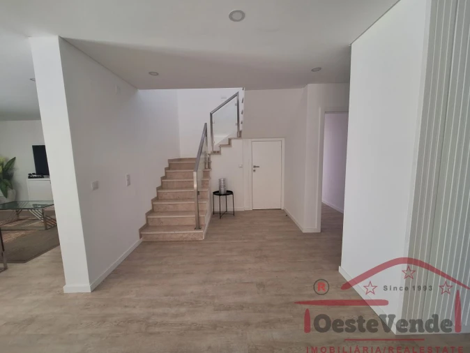 Moradia T4 para Venda em Cadaval e Pêro Moniz Foto 26