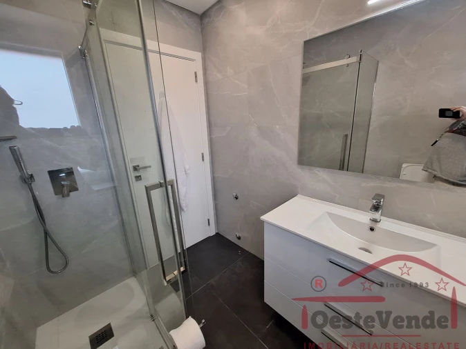 Moradia T4 para Venda em Cadaval e Pêro Moniz Foto 29