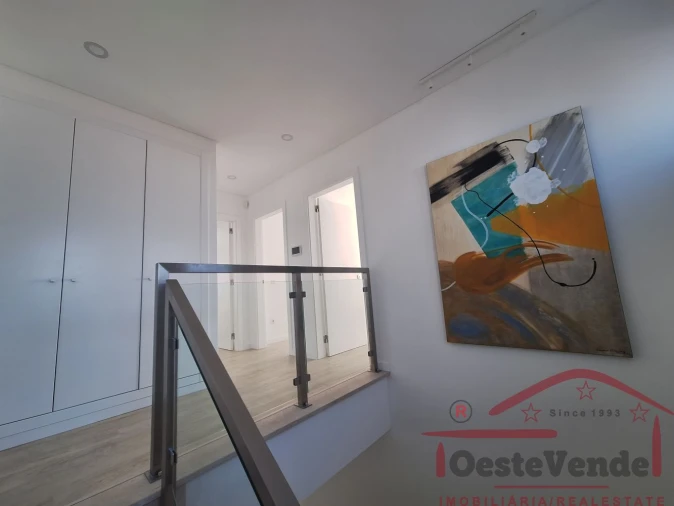 Moradia T4 para Venda em Cadaval e Pêro Moniz Foto 35