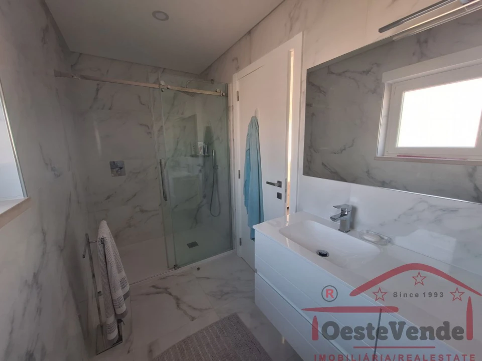 Moradia T4 para Venda em Cadaval e Pêro Moniz Foto 49