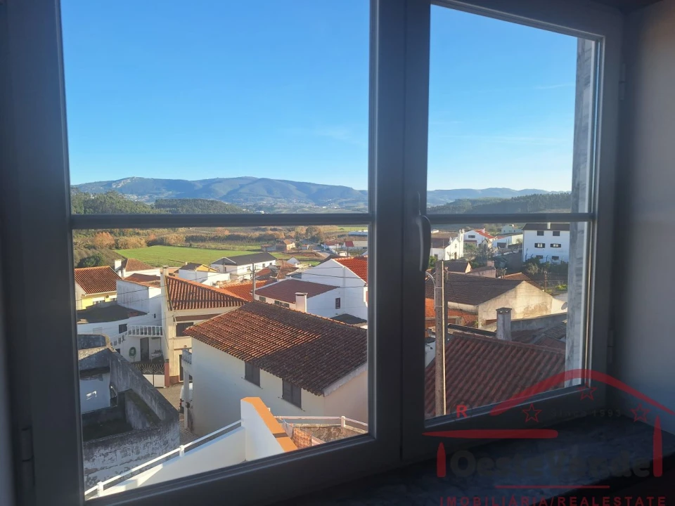 Moradia T5 para Venda em Cadaval e Pêro Moniz Foto 26