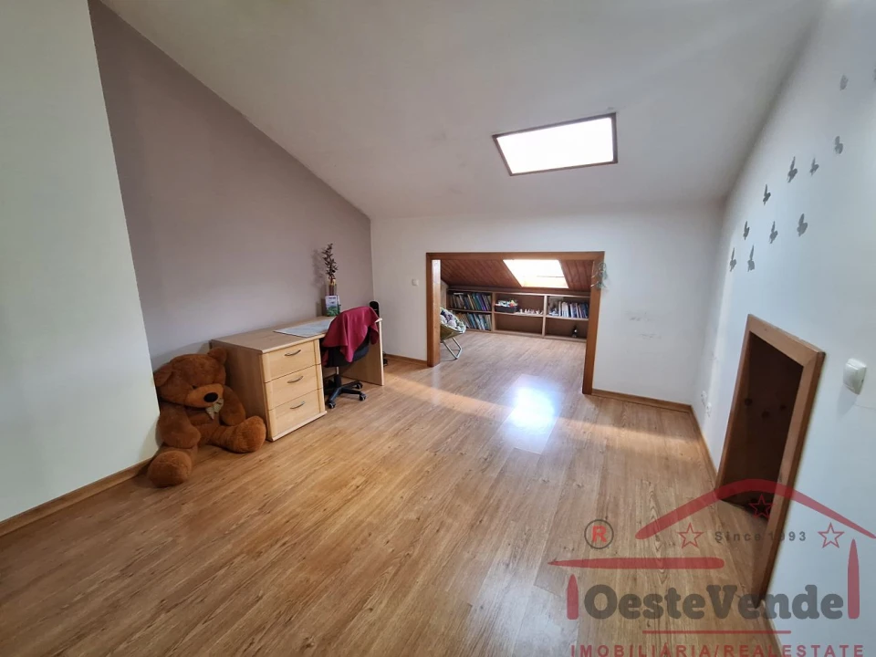 Moradia T5 para Venda em Cadaval e Pêro Moniz Foto 37