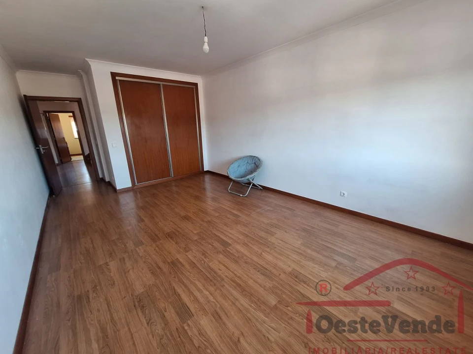 Moradia T5 para Venda em Cadaval e Pêro Moniz Foto 25