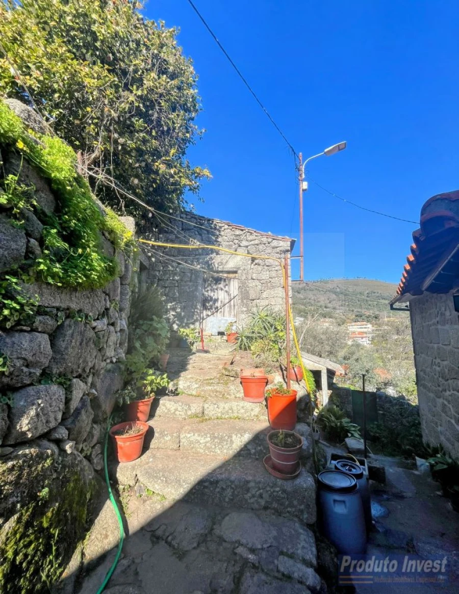 Moradia T3 para Venda em Alpedrinha Foto 17