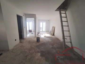 Moradia T1 para Venda em Cadaval e Pêro Moniz
