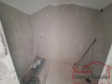 Moradia T1 para Venda em Cadaval e Pêro Moniz