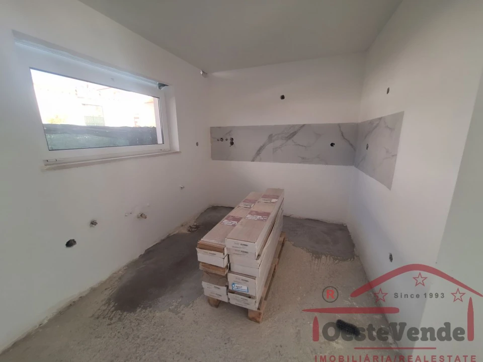Moradia T1 para Venda em Cadaval e Pêro Moniz Foto 6