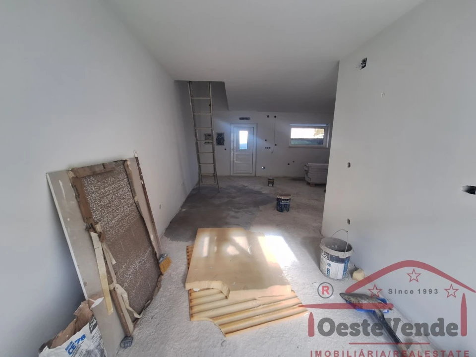 Moradia T1 para Venda em Cadaval e Pêro Moniz Foto 10