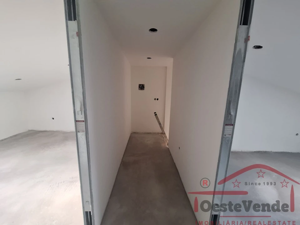 Moradia T1 para Venda em Cadaval e Pêro Moniz Foto 21