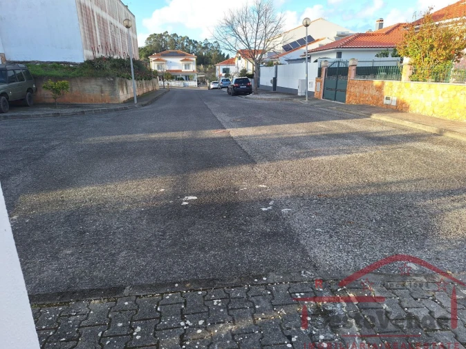 Terreno para Venda em Cadaval e Pêro Moniz Foto 6