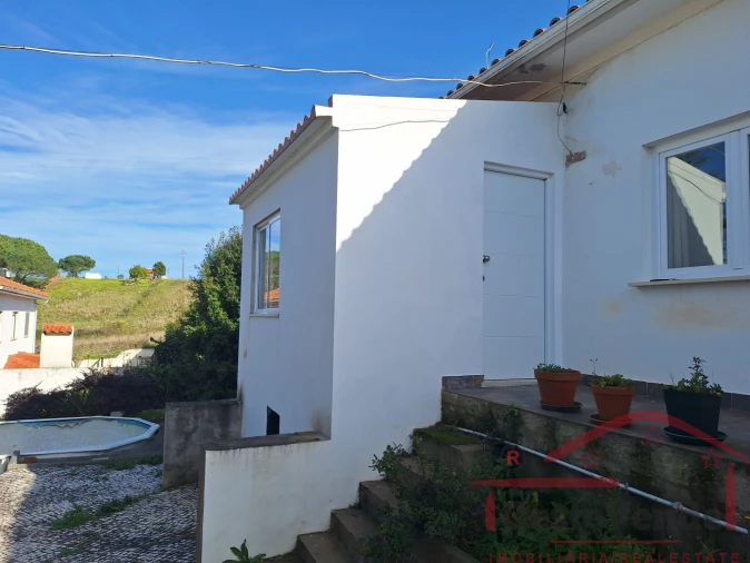 Moradia T2 para Venda em Lamas e Cercal Foto 8