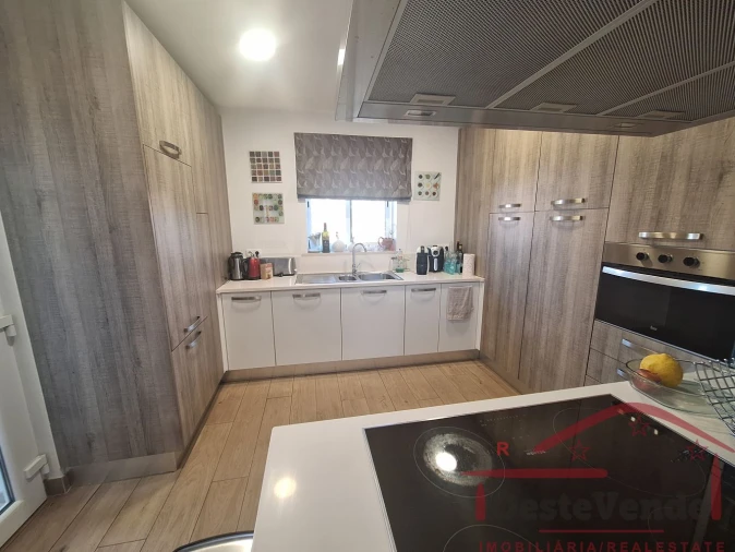 Moradia T2 para Venda em Lamas e Cercal Foto 11