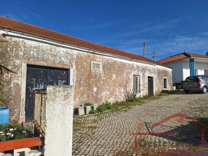 Moradia T2 para Venda em Lamas e Cercal Foto 32