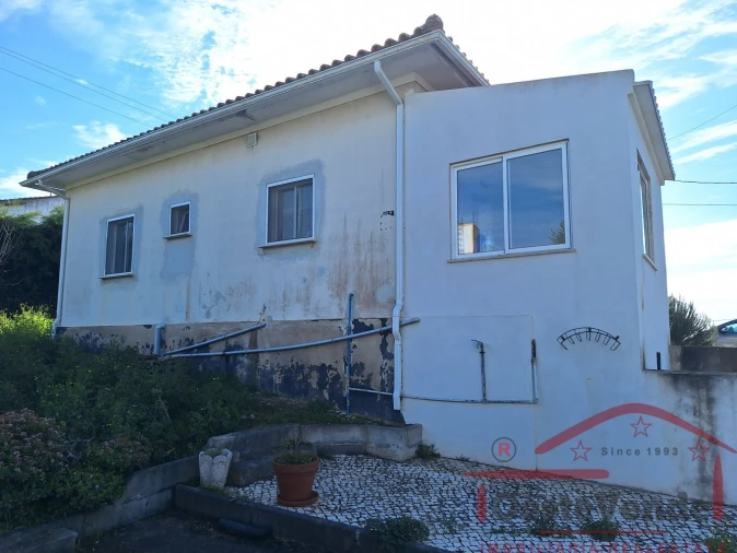 Moradia T2 para Venda em Lamas e Cercal Foto 9