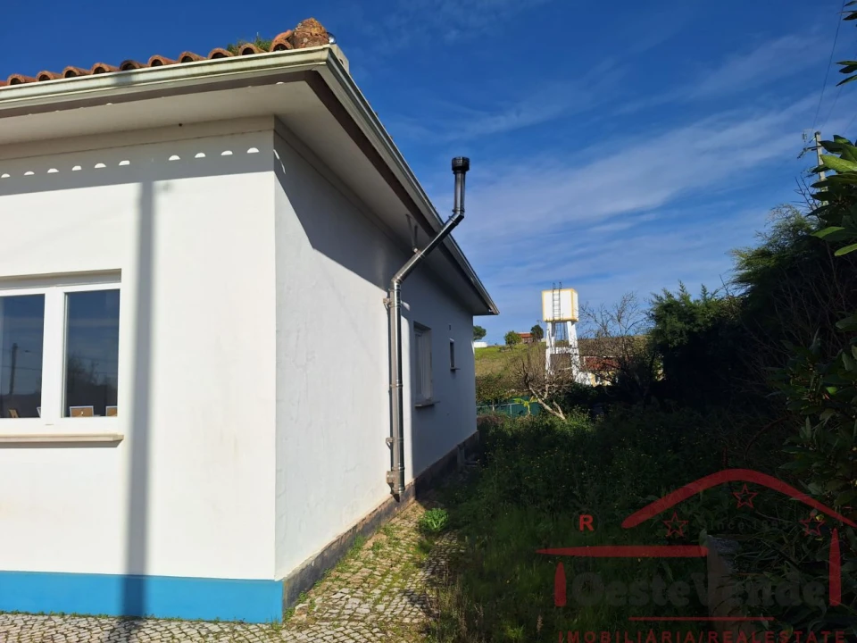 Moradia T2 para Venda em Lamas e Cercal Foto 4