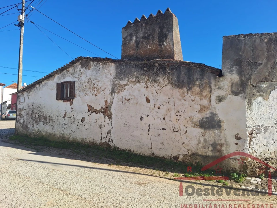 Moradia T3 para Venda em Bombarral e Vale Covo Foto 5