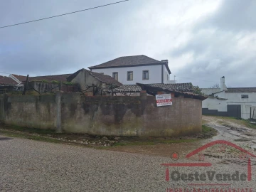 Moradia T3 para Venda em Bombarral e Vale Covo