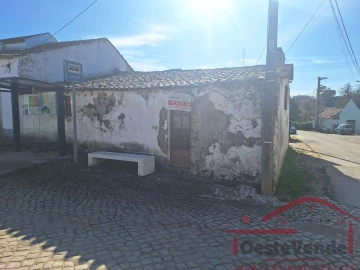 Moradia T3 para Venda em Bombarral e Vale Covo