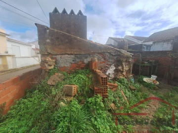 Moradia T3 para Venda em Bombarral e Vale Covo
