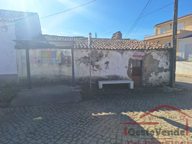 Moradia T3 para Venda em Bombarral e Vale Covo Foto 3