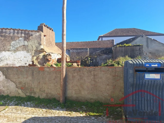 Moradia T3 para Venda em Bombarral e Vale Covo Foto 9
