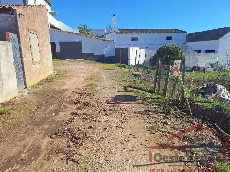Moradia T3 para Venda em Bombarral e Vale Covo Foto 12