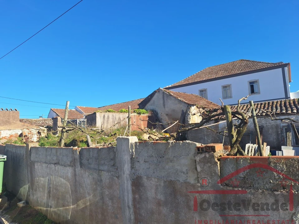 Moradia T3 para Venda em Bombarral e Vale Covo Foto 10