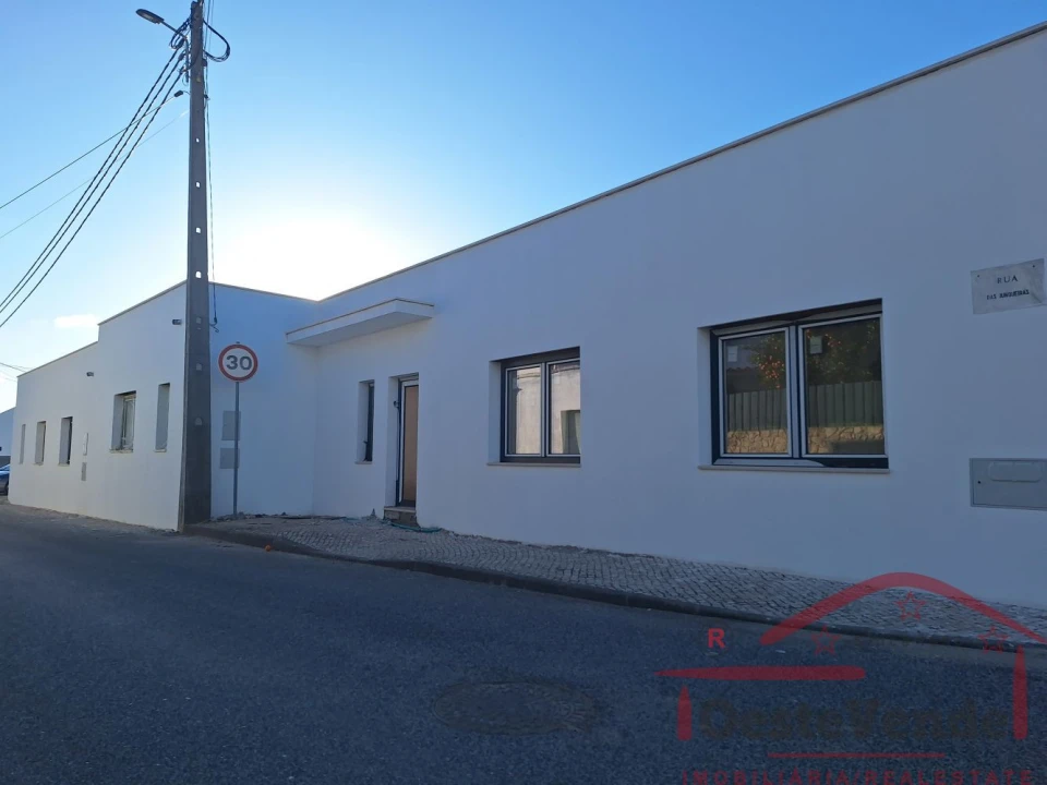 Moradia T3 para Venda em Lamas e Cercal Foto 7