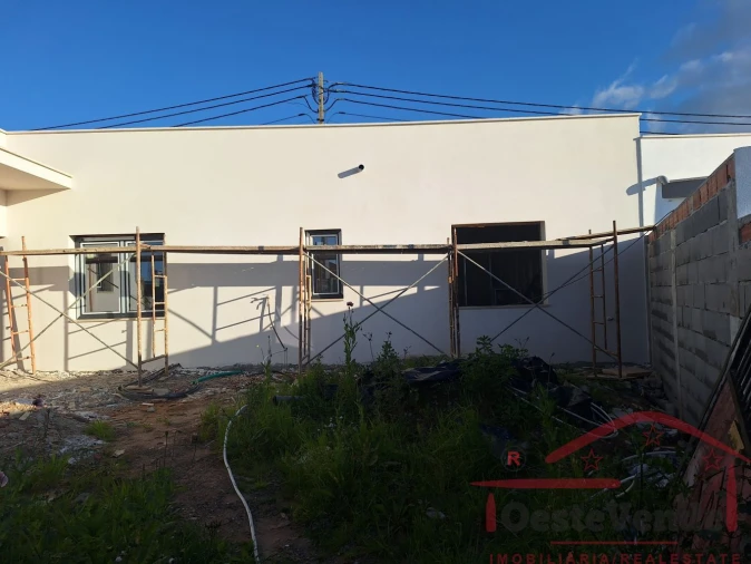 Moradia T3 para Venda em Lamas e Cercal Foto 11