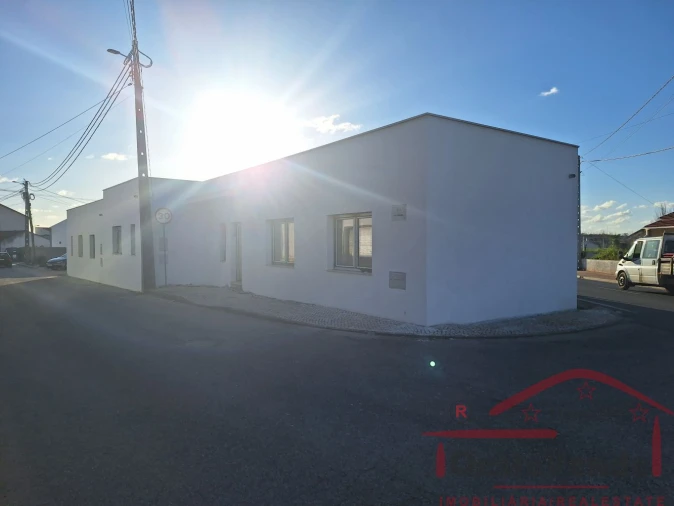 Moradia T3 para Venda em Lamas e Cercal Foto 6