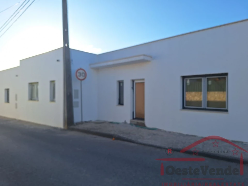 Moradia T3 para Venda em Lamas e Cercal Foto 8